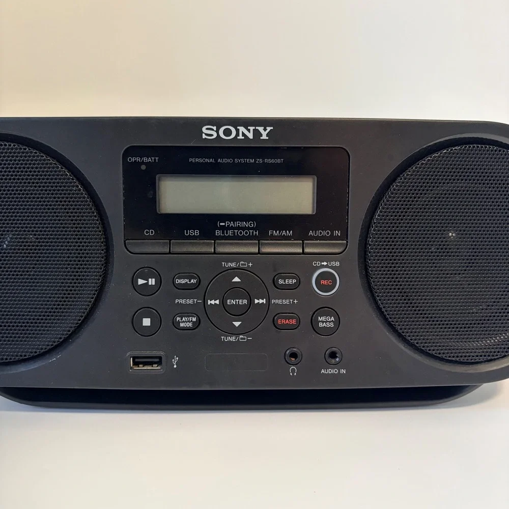 Sony CD Boombox ZS-RS60BT Bluetooth USB AM/FM Radio Black No AC Power Cord WORKS